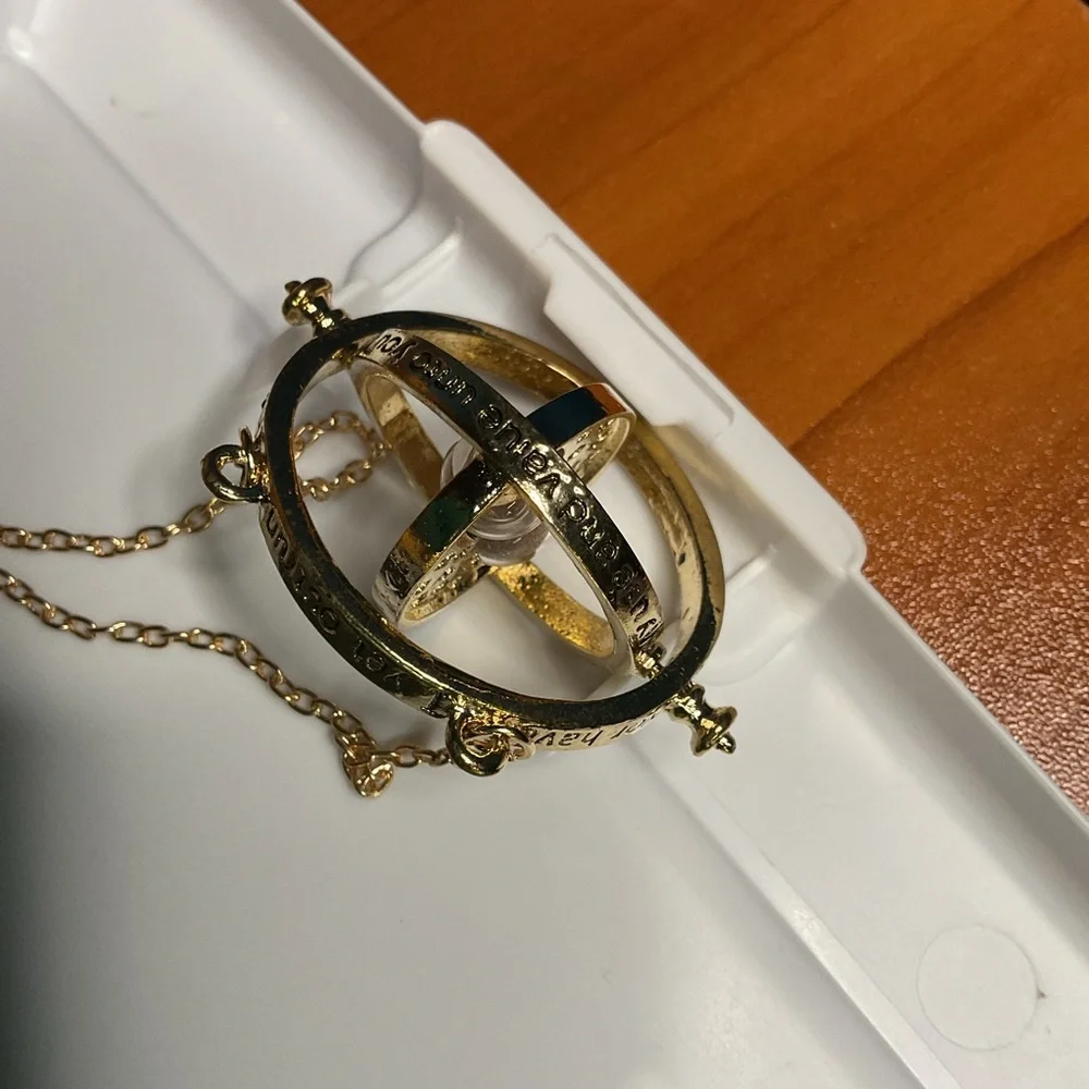 HARRY POTTER HERMIONE GRANGERS TIME‎ TURNER NECKLACE